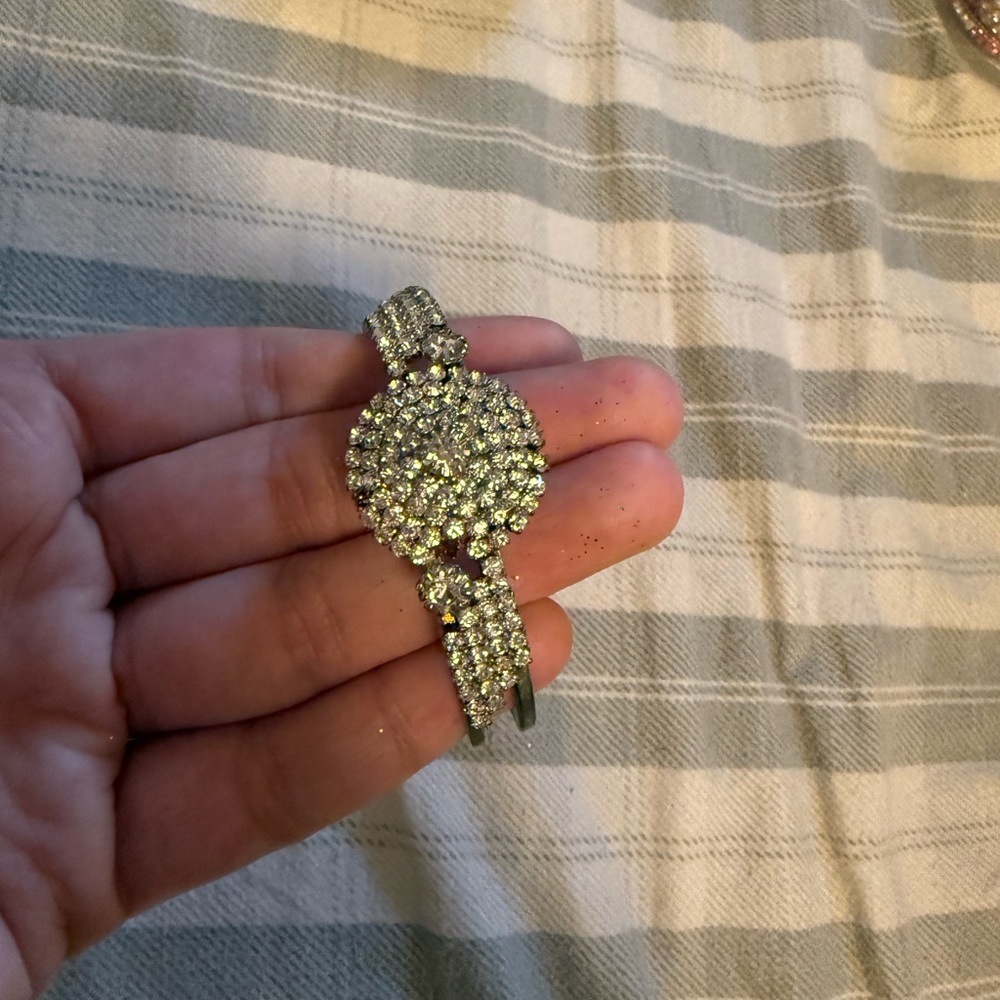 Elegant Silver Crystal Bracelet